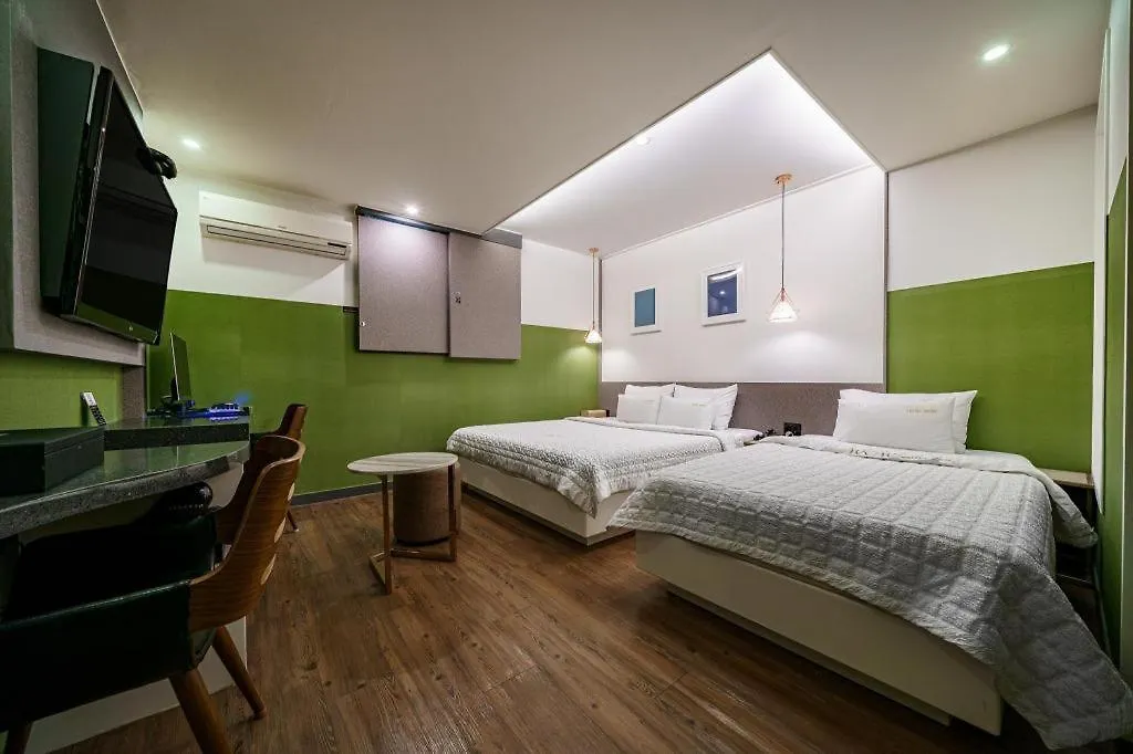 Haeundae Wow Motel Busan 2*,  South Korea