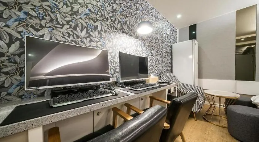 Haeundae Wow Motel Busan 2*,