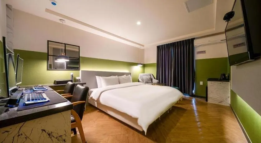 Haeundae Wow Motel Busan 2*,  South Korea