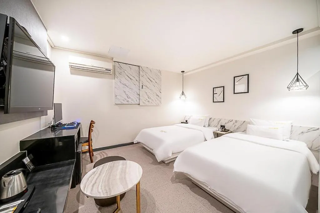 Haeundae Wow Motel Busan 2*,